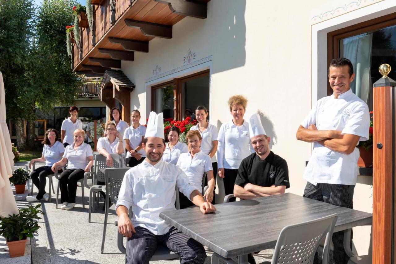Albergo Edelweiss - Larespa クロード エクステリア 写真