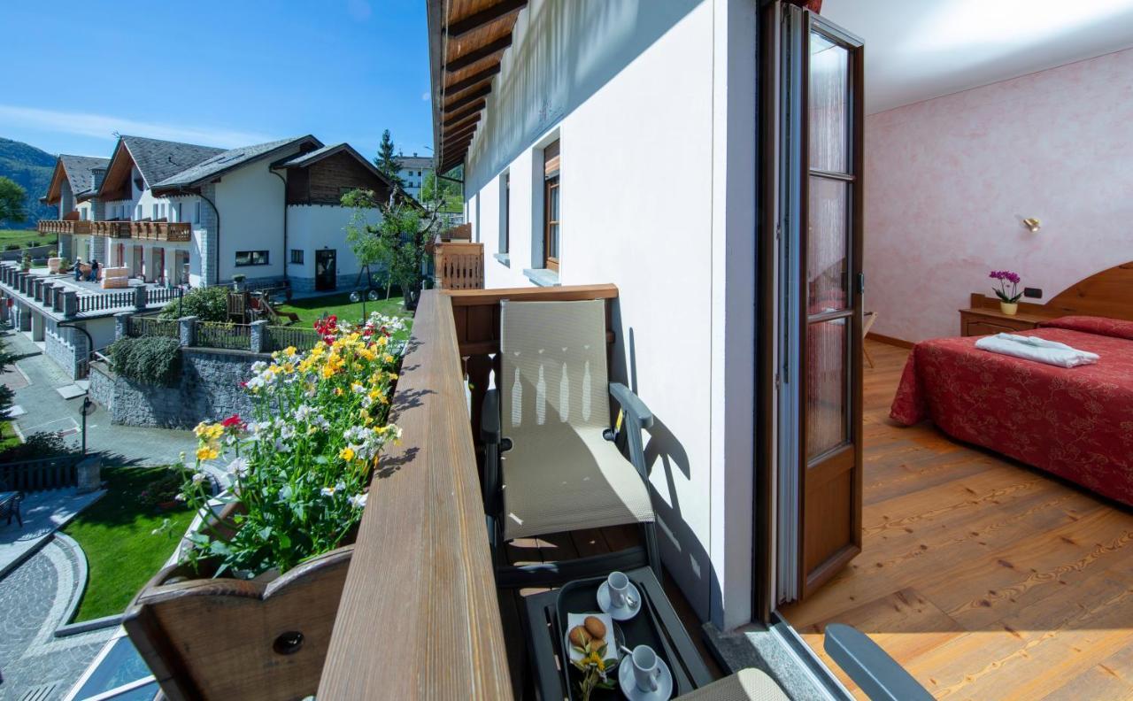 Albergo Edelweiss - Larespa クロード エクステリア 写真