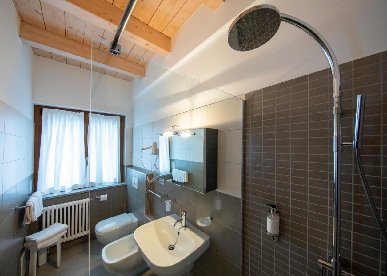 Albergo Edelweiss - Larespa クロード エクステリア 写真