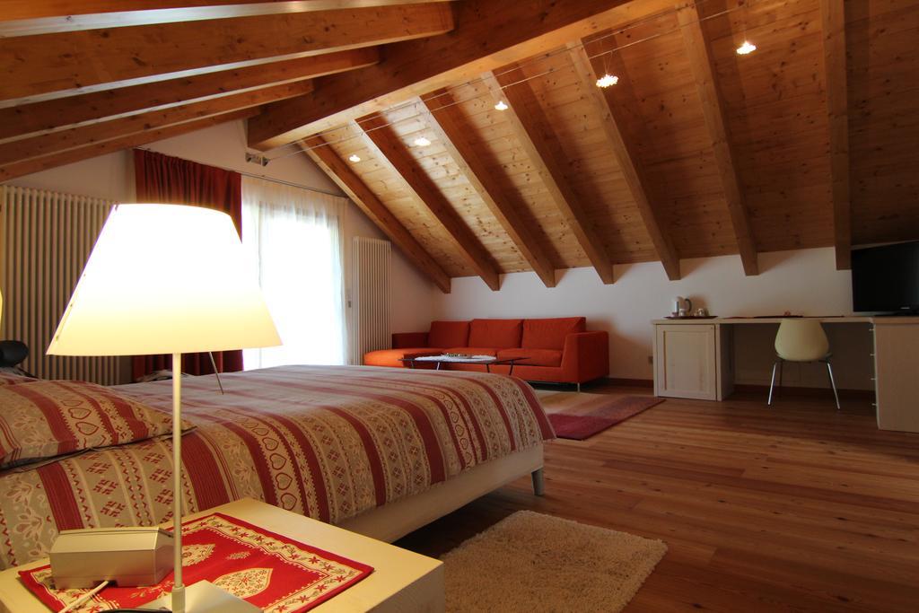 Albergo Edelweiss - Larespa クロード エクステリア 写真