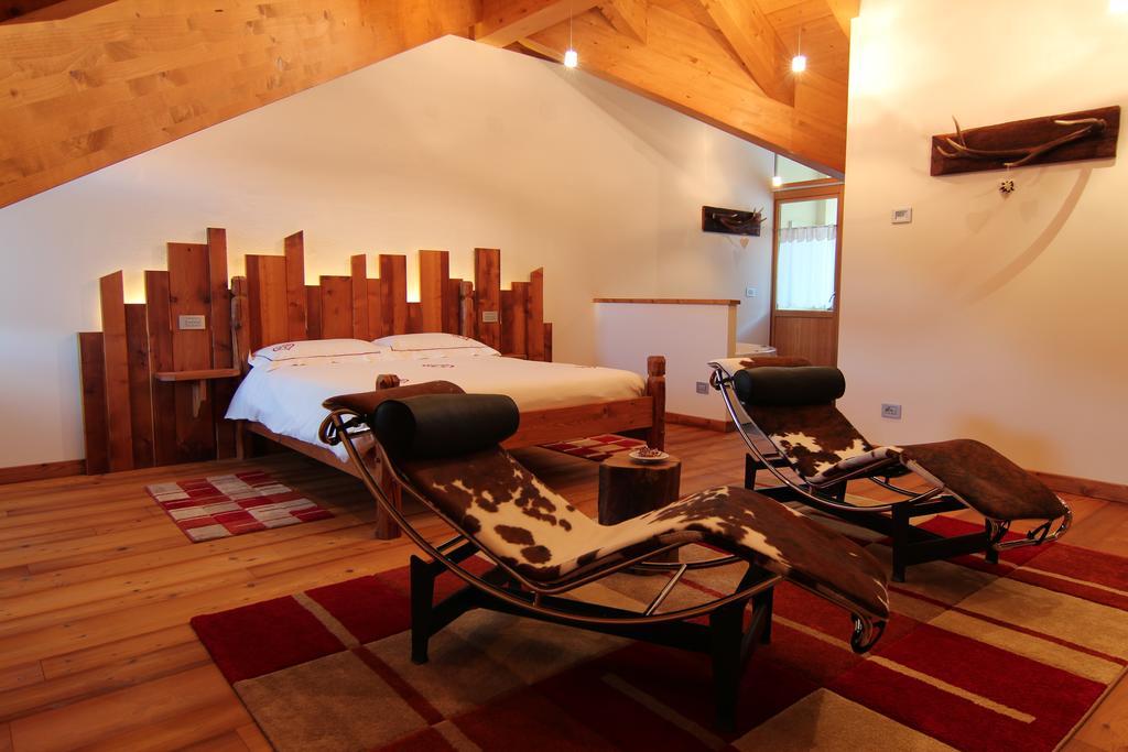 Albergo Edelweiss - Larespa クロード エクステリア 写真