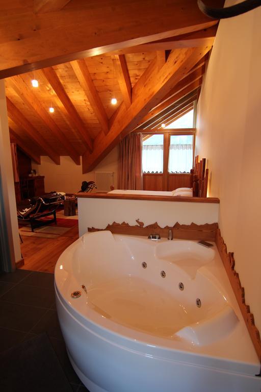 Albergo Edelweiss - Larespa クロード エクステリア 写真